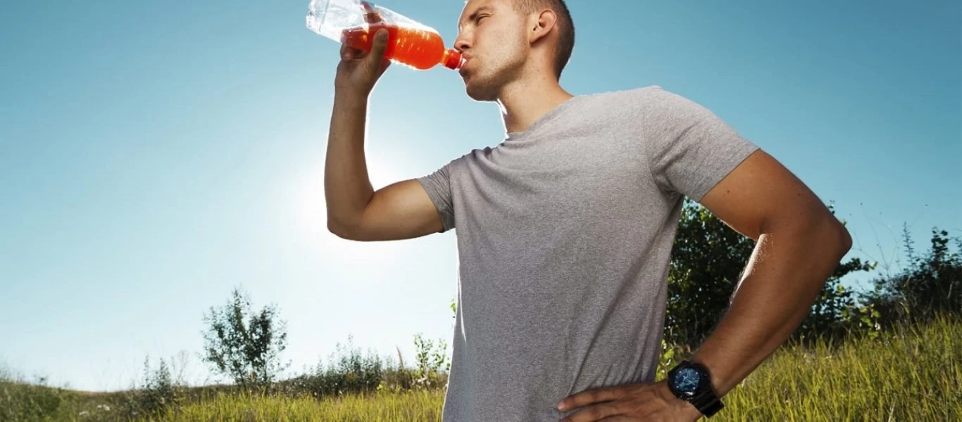 Αυτό είναι το ποτό που ανεβάζει την αρτηριακή πίεση και επηρεάζει τον καρδιακό ρυθμό